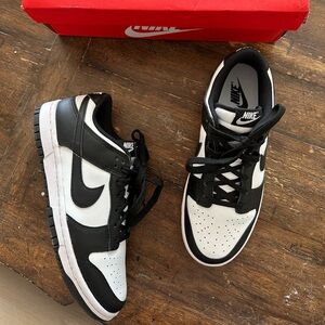New with box Nike panda dunks size 8.5 women’s